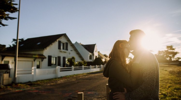 8 Reasons Why are guys scared of long distance relationships?